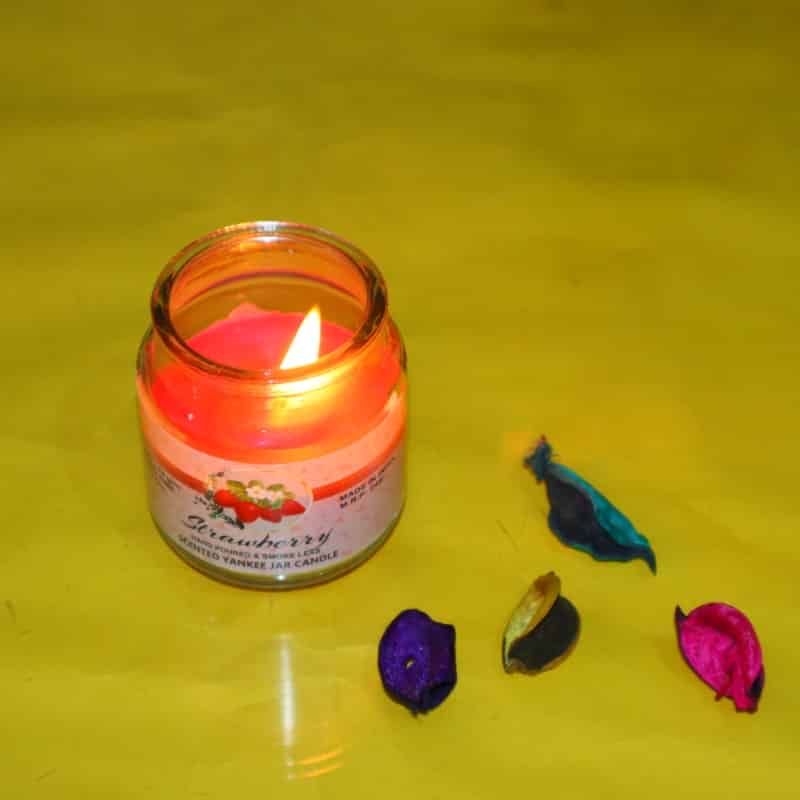 Strawberry Aroma Jar Candle – Soothing Fragrance